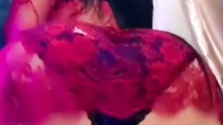 Sex fire for a Saudi girl