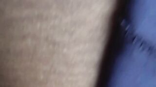 بنت فالسياره بعد خروجها من المدرسه