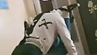 سكس مصري شاب مصري ينيج صديقته الممحونه