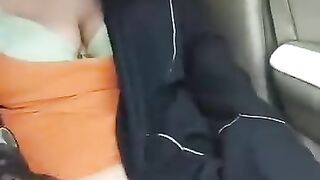فتاة سعودية تستمني بالخيارة