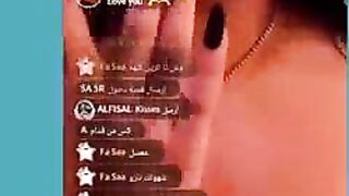 السعودية المراهقة ام شامبو