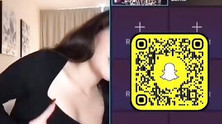 نودز سعودي هبة تلعب ببزازها